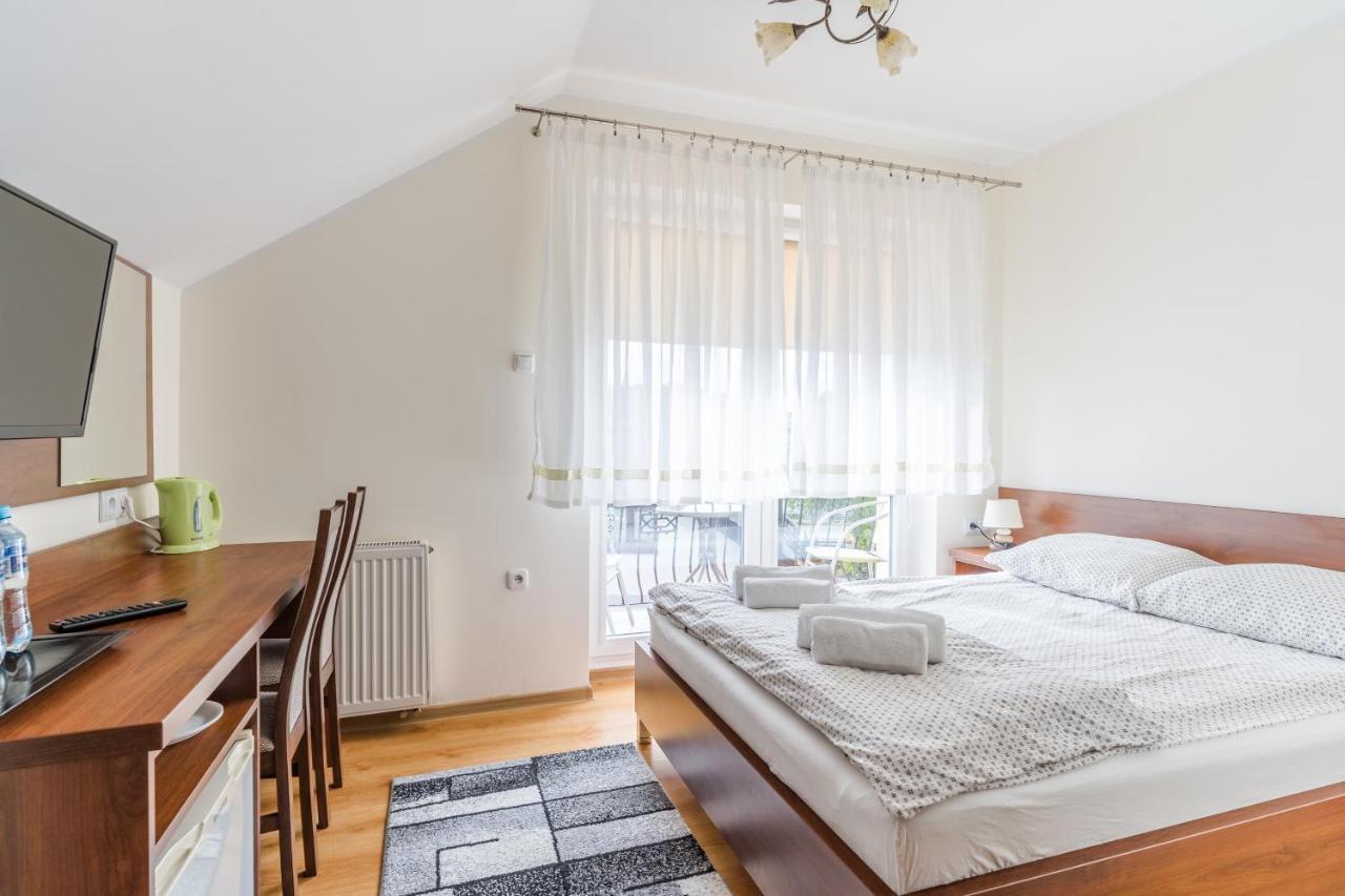 Ramzes Bed & Breakfast Ustka Exterior foto