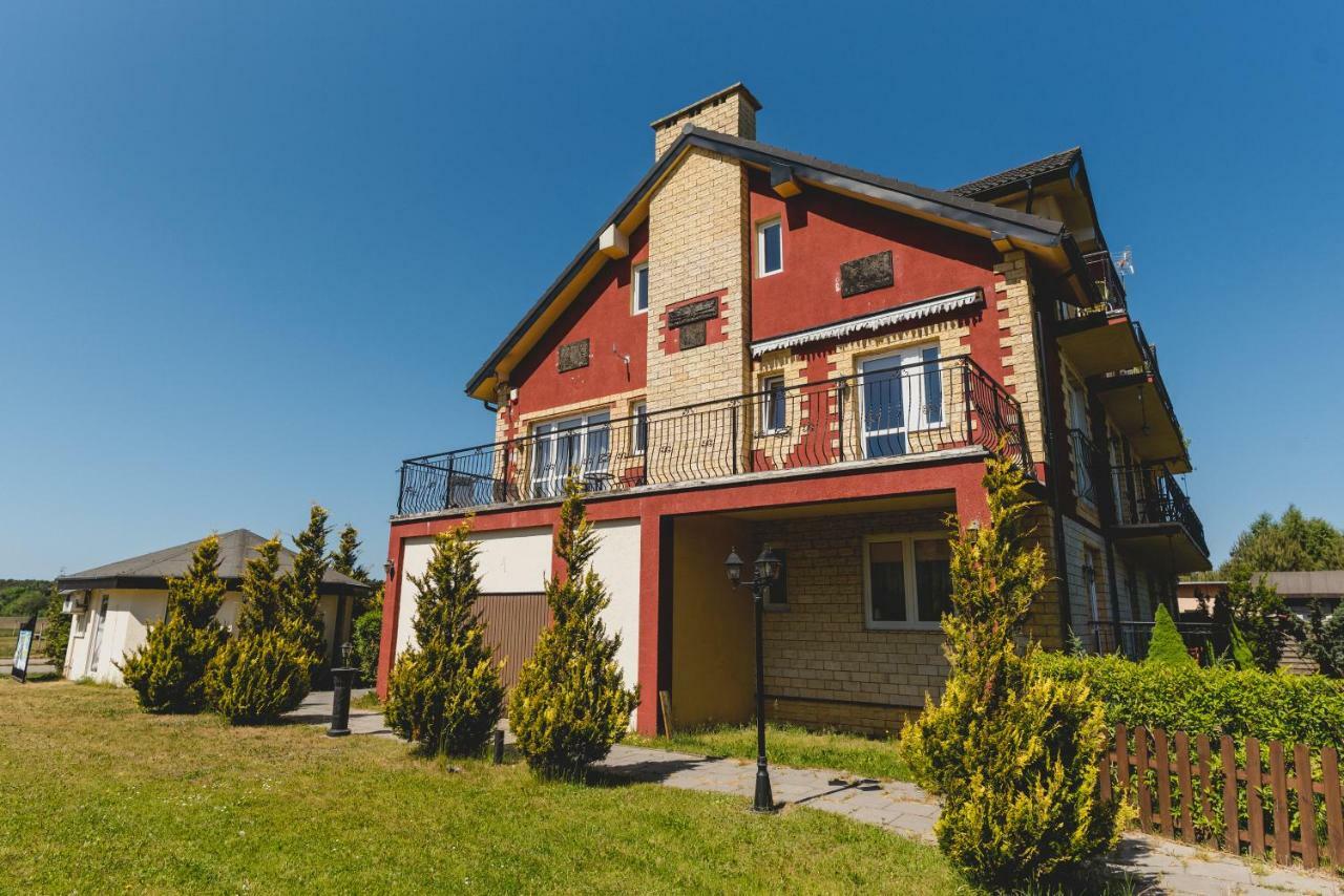 Ramzes Bed & Breakfast Ustka Exterior foto